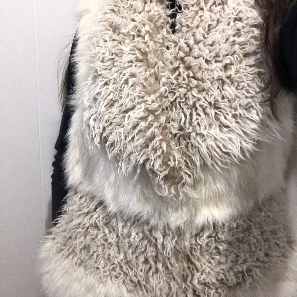 H & M Faux Fur Wooly Vest size Med/Large